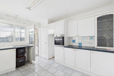 3 bedroom detached bungalow for sale, Fulmar Road, Porthcawl CF36