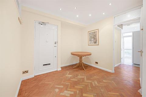 2 bedroom flat to rent, Townshend Court Townshend Road, London NW8