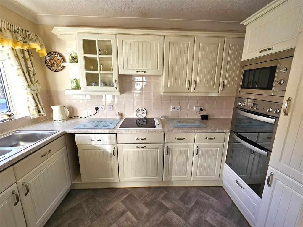 Kitchen.jpg