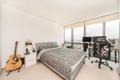 2 bedroom flat to rent, Hertsmere Road, London E14
