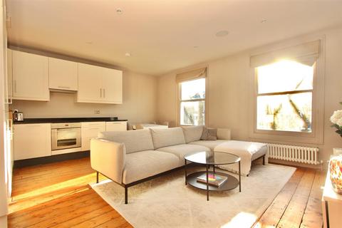 2 bedroom apartment to rent, Balfour Road, London N5