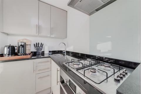 undefined, Frognal, Hampstead NW3
