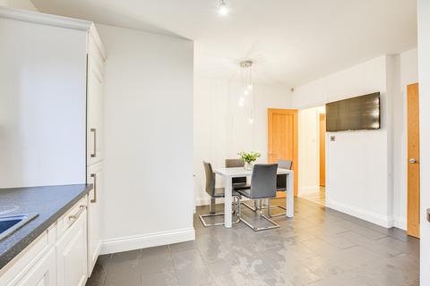 undefined, Orchard Avenue, Manchester, M28