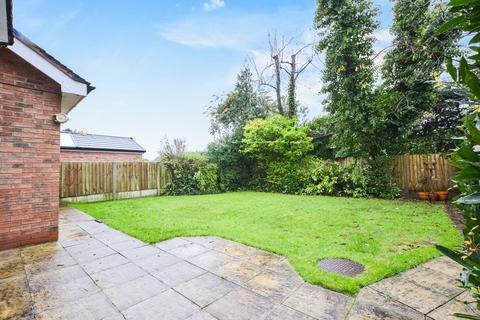 undefined, Orchard Avenue, Manchester, M28