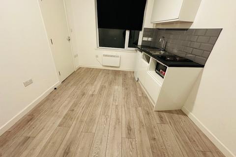 undefined, Victoria Road, Ruislip HA4