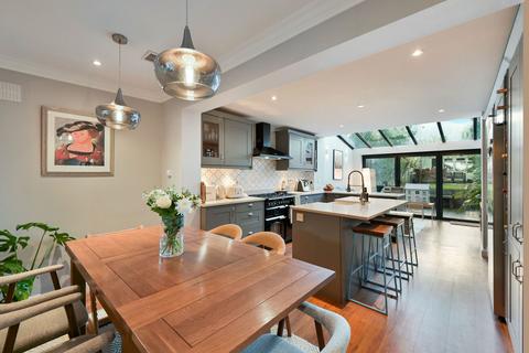 undefined, Holmesdale Road, Reigate RH2