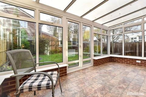 3 bedroom semi-detached house for sale, Willow Drive, Stockton Heath WA4