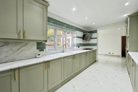 undefined, Camp Road, Gerrards Cross SL9