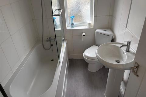 undefined, Throne Crescent, Rowley Regis