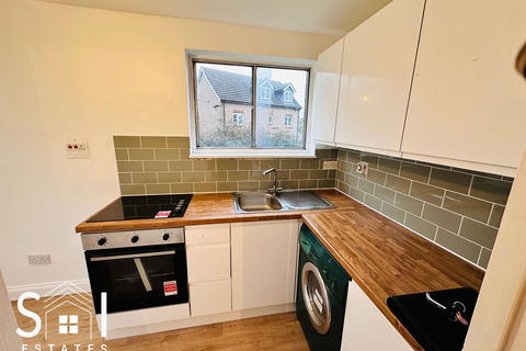 undefined, Bourne Avenue, Hayes, UB3 1RR