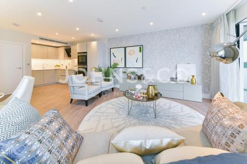 3 bedroom flat to rent, Wiverton Tower, New Drum Street,  E1