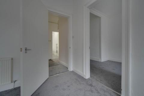 undefined, Queen Street, Paisley