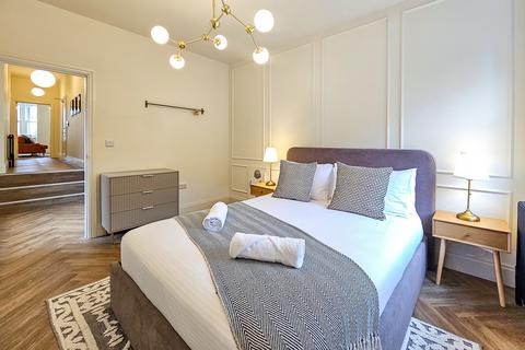 undefined, 6 East Parade, Harrogate, HG1