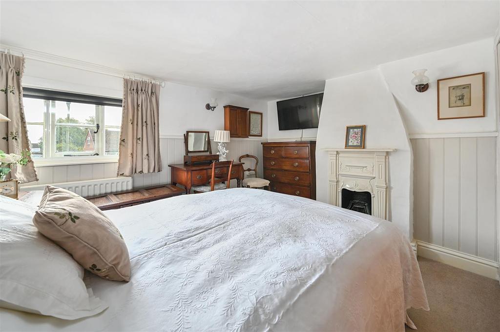 46 HIGH STREET - ROLVENDEN - TN174 LN (7).jpg