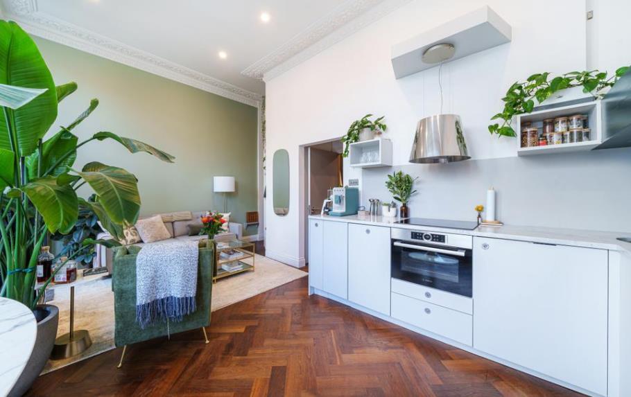 78, 22 park crescent 1 02.12.png
