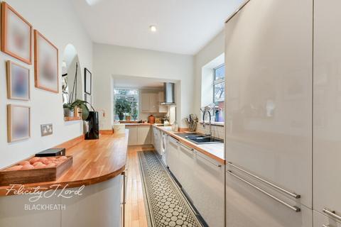 undefined, Canberra Road, Charlton