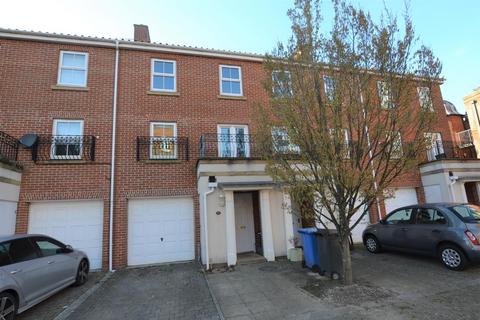 undefined, Thomas Wyatt Close, Norwich