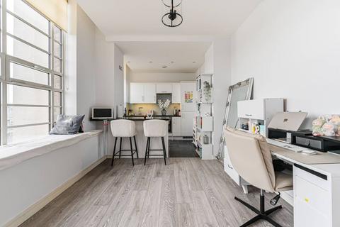 undefined, Great West Quarter, Brentford, TW8