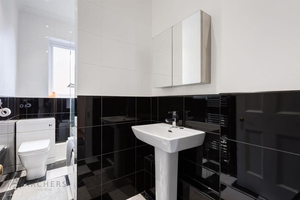 38 Clarence Road(Interior)-11.jpg