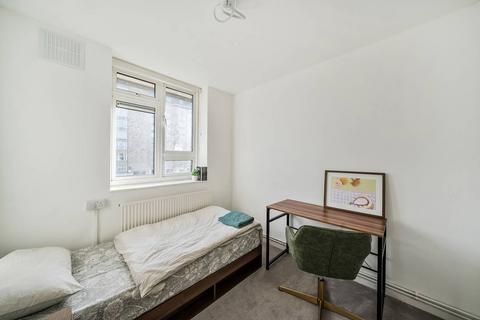 3 bedroom flat to rent, Alexandra Road, St John's Wood, London, NW8