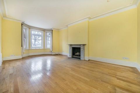 undefined, Esmond Gardens, London W4