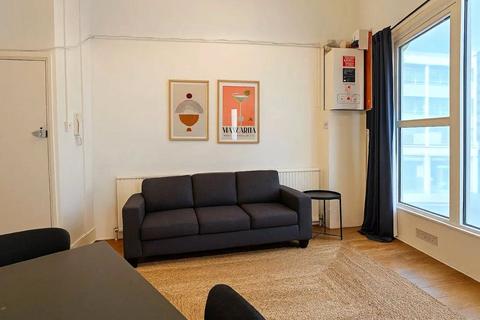1 bedroom apartment to rent, Great Eastern Street, London, EC2A