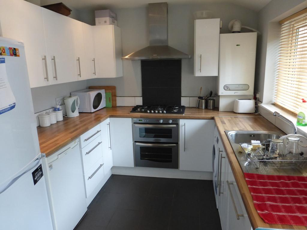 Living Room & Kitchen