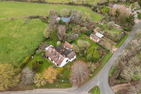 5 bedroom detached house for sale, Bedford Road, Stagsden