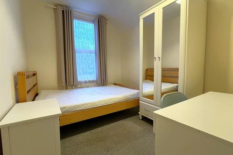 undefined, Stroud Road, Gloucester GL1