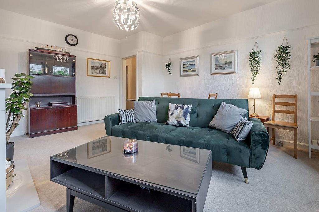 Living Room/Diner