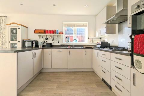 4 bedroom detached house for sale, Glen Road, Leicestershire LE11