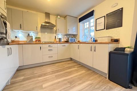 undefined, Hutchins Close, Northampton NN6