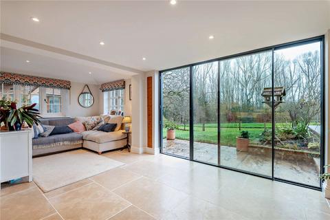 5 bedroom detached house for sale, Crookham Common, Thatcham, Berkshire, RG19