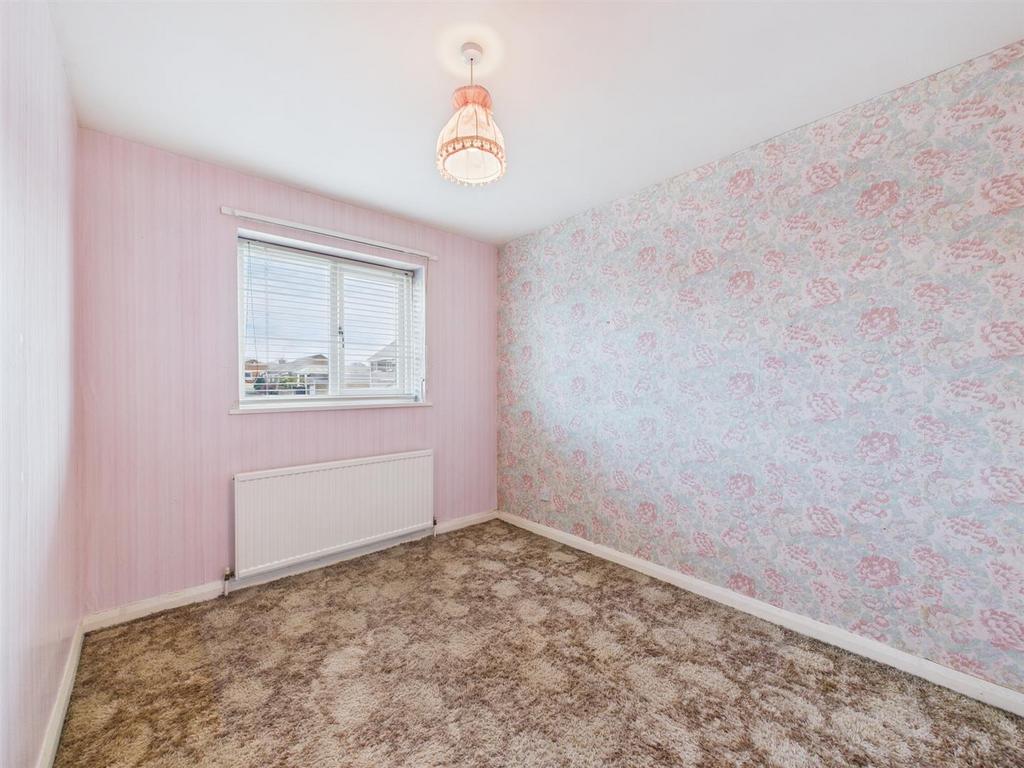 Bedroom: