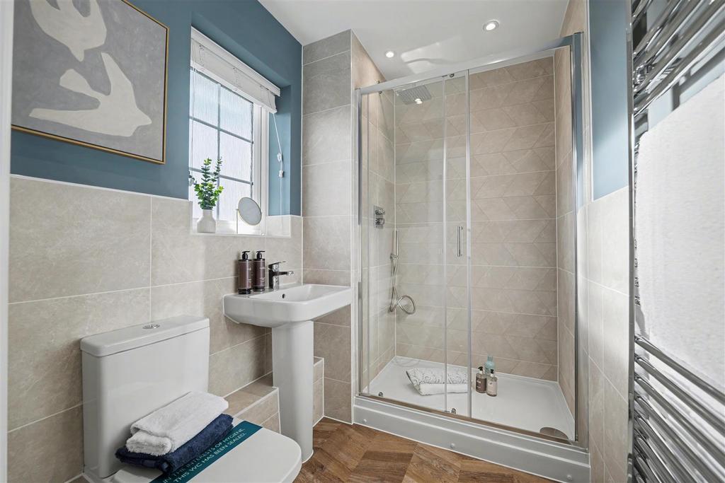 Ensuite.jpeg
