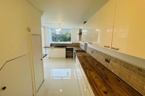 undefined, Nesfield Road, Leeds LS10