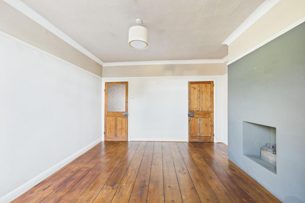 CAM04106 G0-PR0197-STILL006.jpg