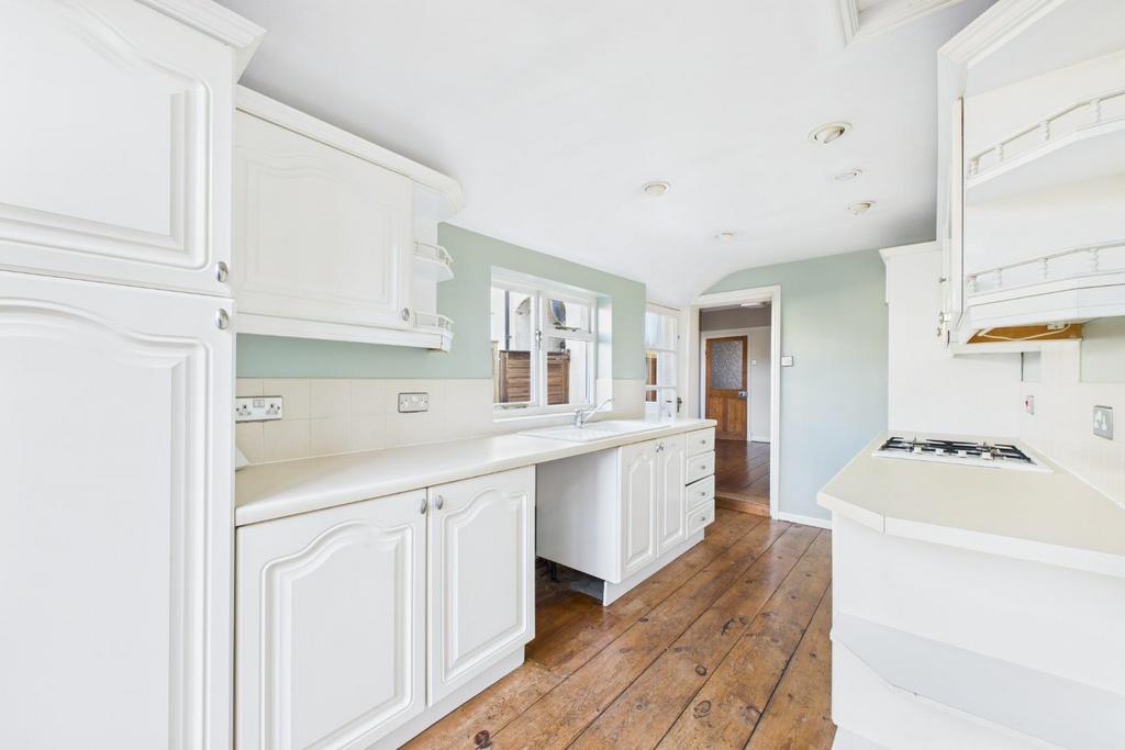 CAM04106 G0-PR0197-STILL010.jpg