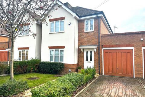 undefined, Courtlands Drive, Watford WD17