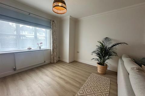 undefined, Courtlands Drive, Watford WD17