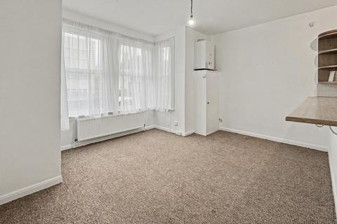 undefined, Milton Avenue, Westcliff On Sea, Essex