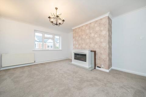 2 bedroom flat for sale, St. Marys Grove, London W4