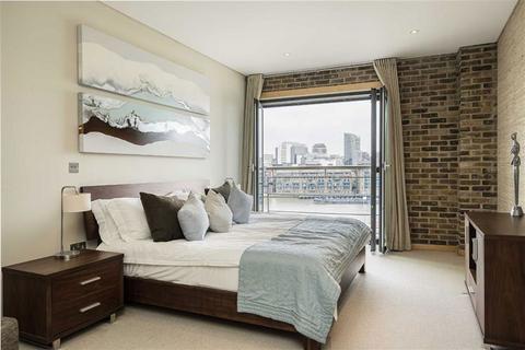 undefined, Shad Thames, London SE1