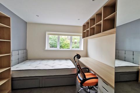 undefined, Salisbury Street, Beeston, NG9 2EQ
