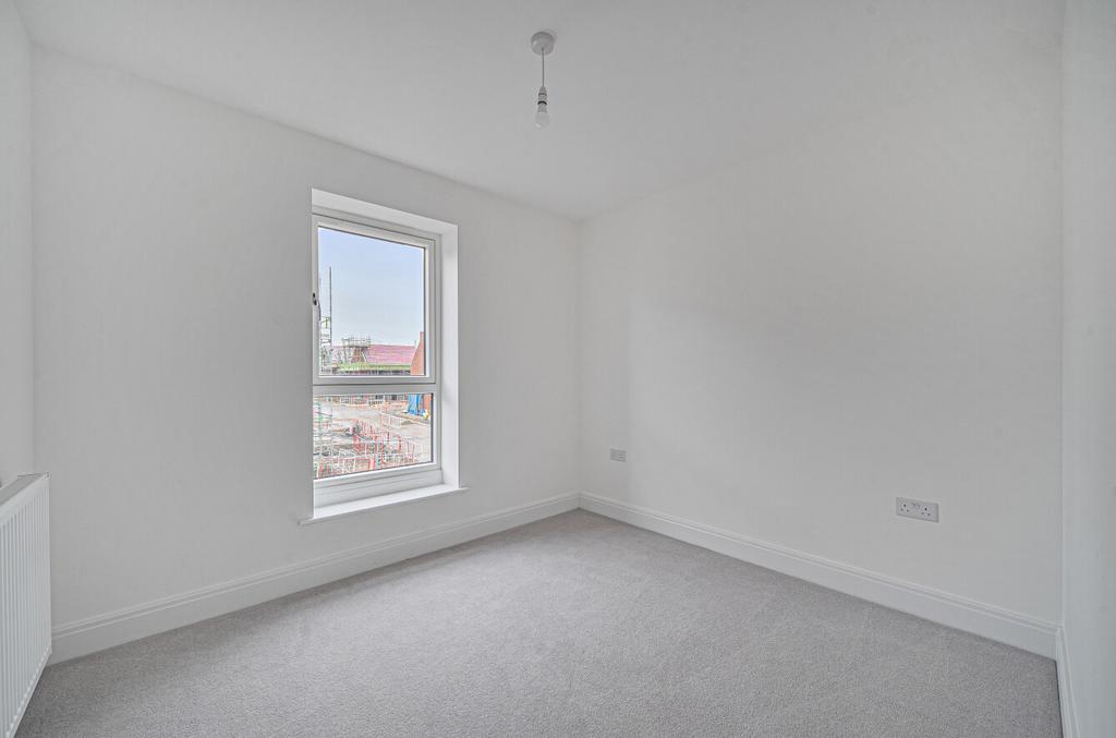 1388552 23 693820...