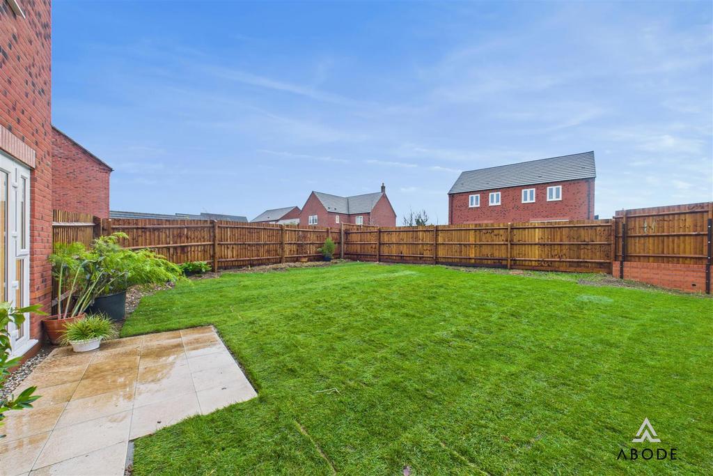 CAM03473 G0-PR0525-STILL035.jpg