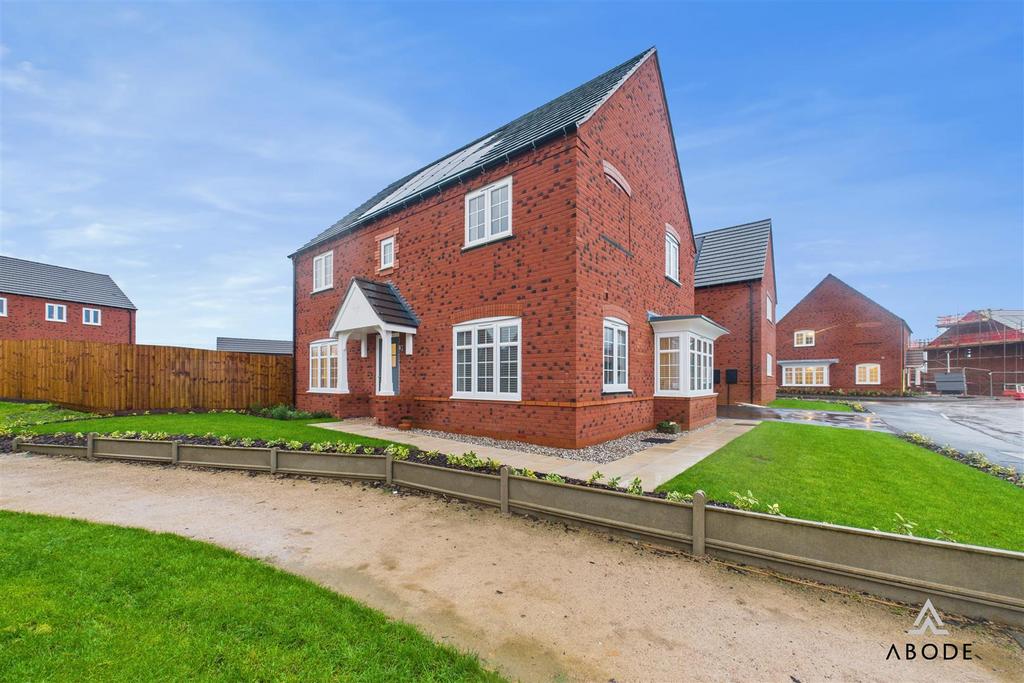 CAM03473 G0-PR0525-STILL038.jpg