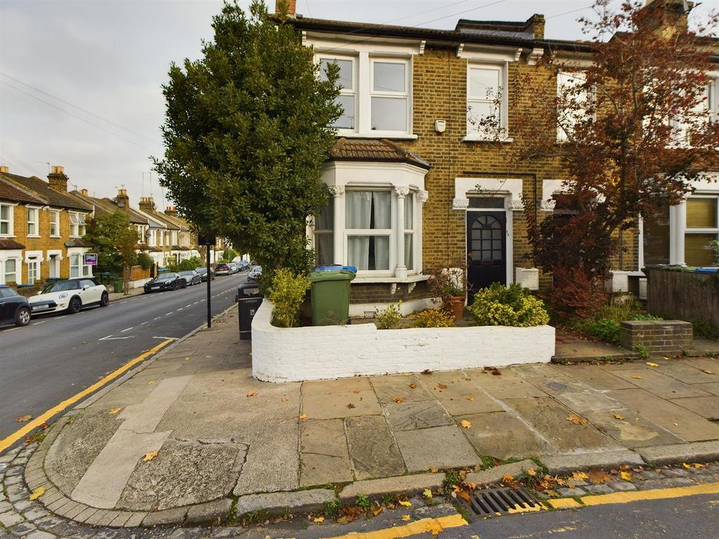 CAM01030 G0-PR0028-STILL015.jpg