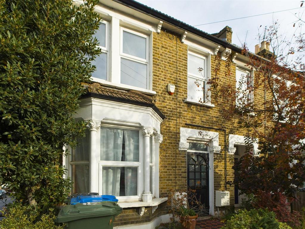 CAM01030 G0-PR0028-STILL016.jpg