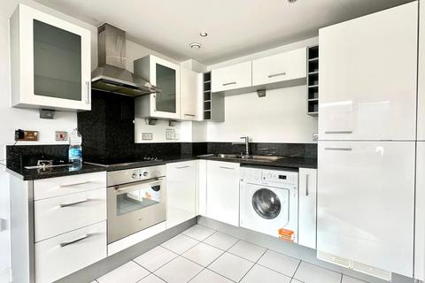 1 bedroom apartment for sale, Western Gateway, London E16